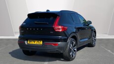Volvo XC40 2.0 B4P Ultra Dark 5dr Auto Petrol Estate